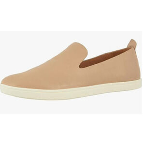"SoftWalk Women's Nell Sneaker, Size 8.5, Comfortable,Stylish Casual Footwear"